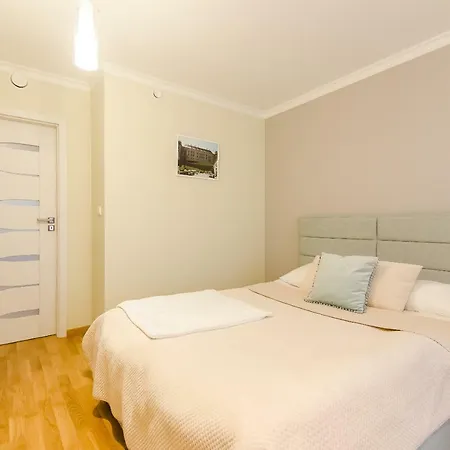 Penthouse With Terrace * קרקוב